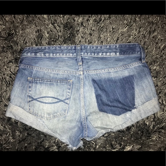 Abercrombie and Fitch high waisted shorts - Picture 2 of 2